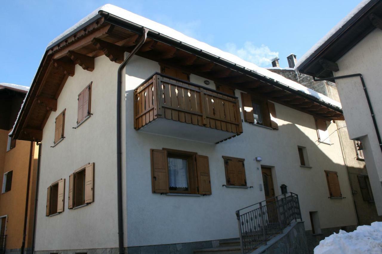 Appartamento Genziana Isolaccia Exterior photo